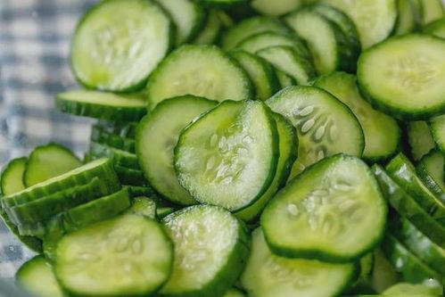 全网爆火吃瓜事件,揭秘爆火吃瓜事件的背后真相