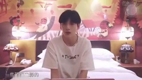 吃瓜的视频爆笑