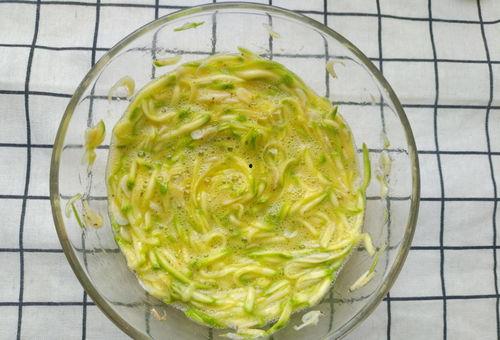 角瓜鸡蛋孩子吃,呵护孩子健康成长