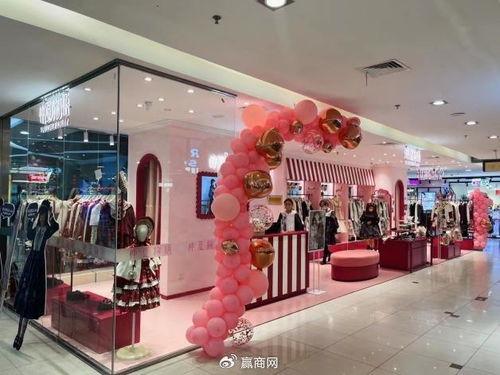 吃瓜洛丽塔商场,吃瓜者的时尚盛宴